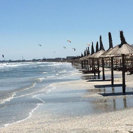 E&E Mamaia Nord Năvodari Exterior foto