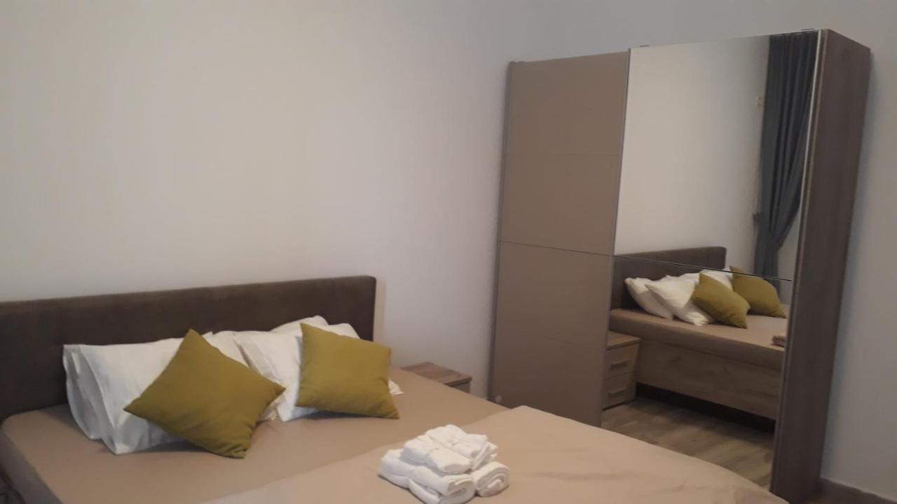 E&E Mamaia Nord Năvodari Exterior foto